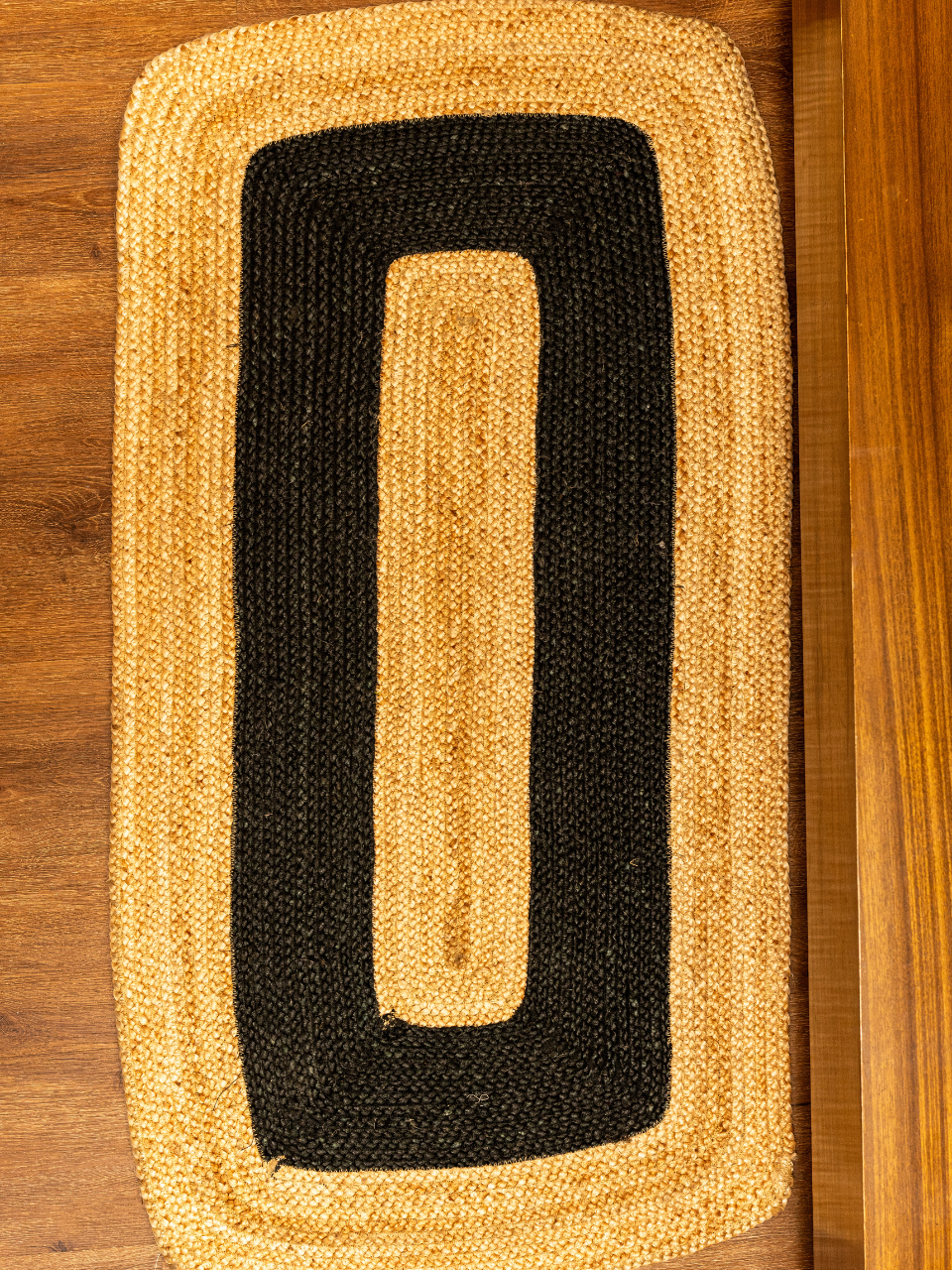 Serene Carpet Rectangle – Natural + Black